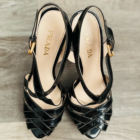 Prada Patent Leather Pumps Size 37/7 - Picture 6 of 8